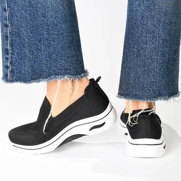 Alessio Fly Knit Slip On Sneaker - Black / White
