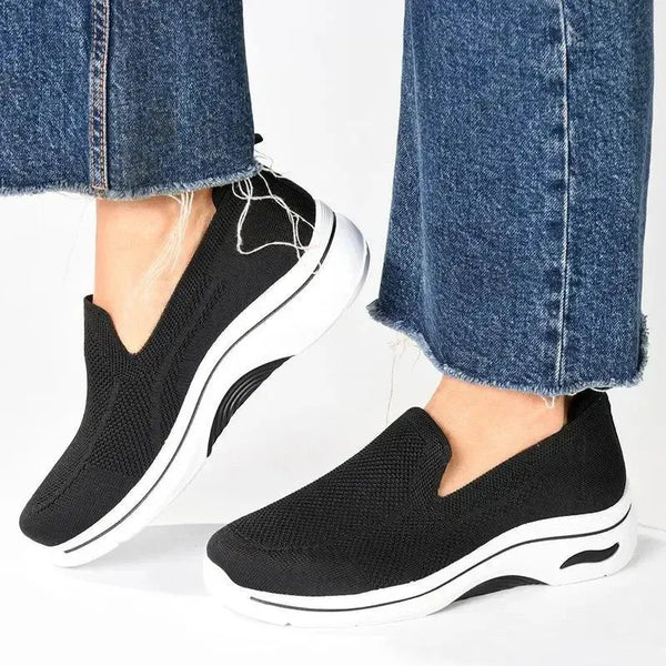 Alessio Fly Knit Slip On Sneaker - Black / White