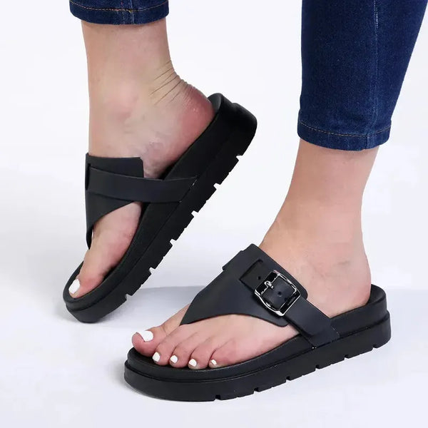 Alessio Thong Fashion Sandal - Black Mono