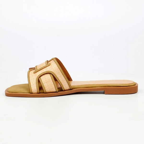 Butterfly Feet Dorey 7 Flat Sandals - Olive