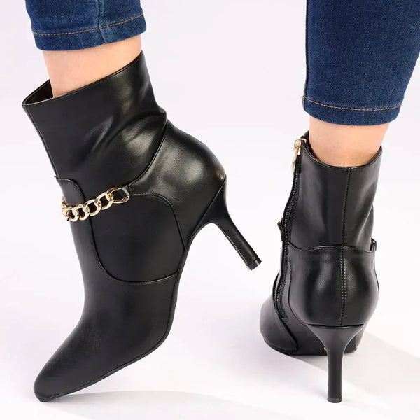Butterfly Feet Ladies Lively 13 Ankle Boot With Chain - Black