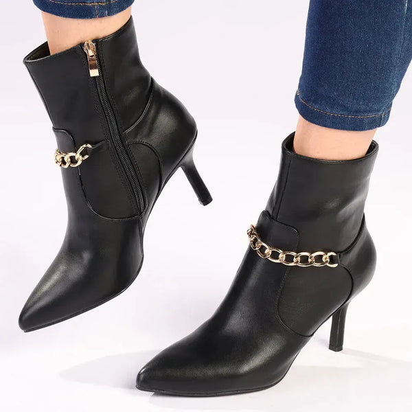 Butterfly Feet Ladies Lively 13 Ankle Boot With Chain - Black