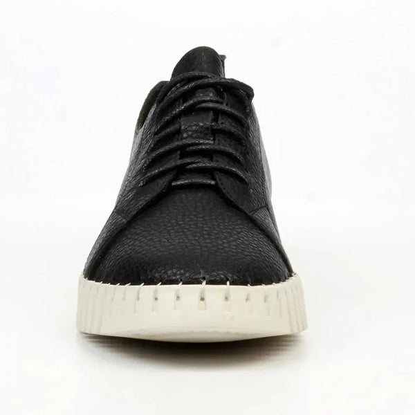 Butterfly Feet Laguna 2 Sneaker - Black