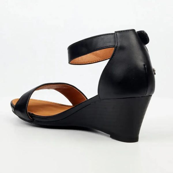 Butterfly Feet Shani Wedge - Black