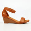 Butterfly Feet Shani Wedge - Tan