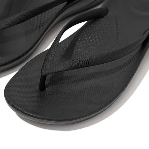 Fit Flop iQushion Ergonomic Flip-Flops - All Black