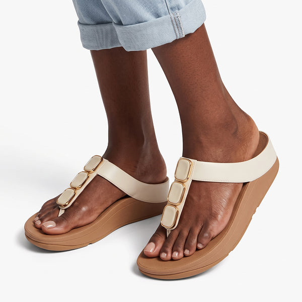 Fit Flop Lulu Toe Post Sleek Resin Trim Leather Sandal - Turtle Dove