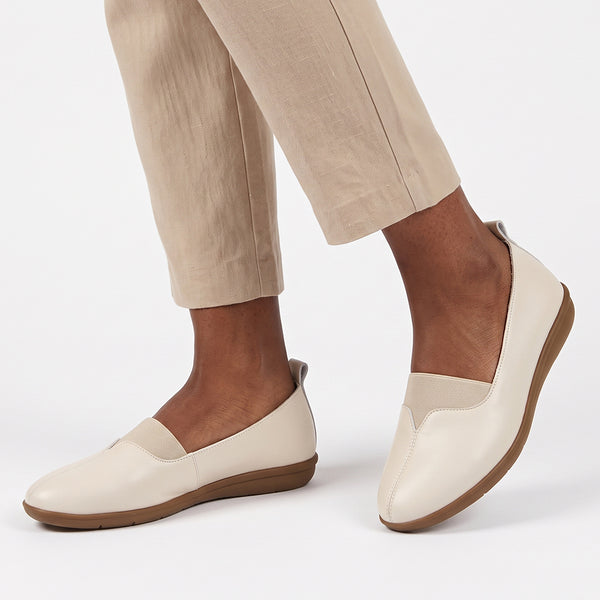 Soft Style by Hush Puppies Cara Flats - Taupe