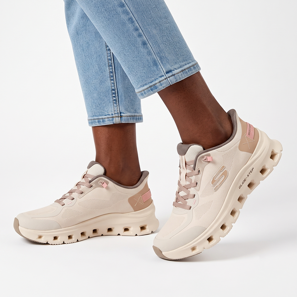 Skechers Glide Step Pro Sneaker - Natural Brown
