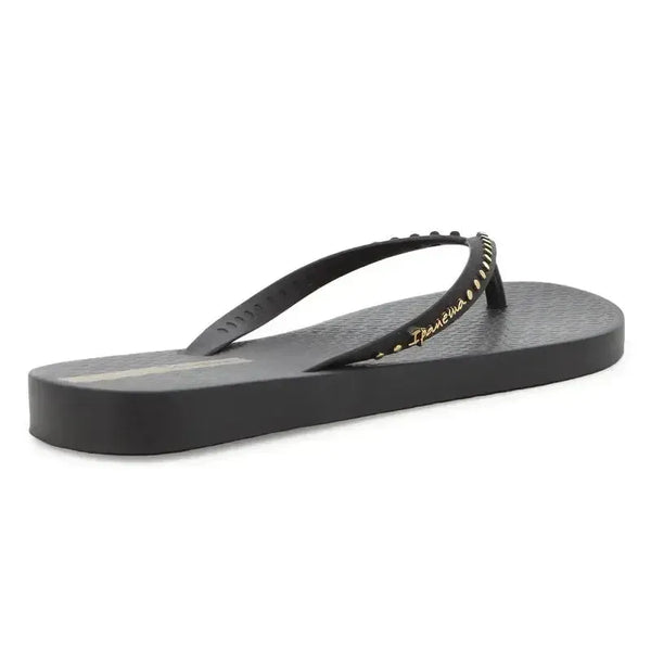 Ipanema Essence Flip Flop With Studs - Black