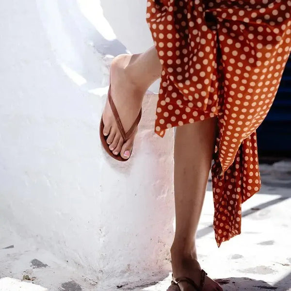 Ipanema Wave Thong Sandals - Brown