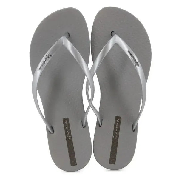 Ipanema Wave Thong Sandals - Silver