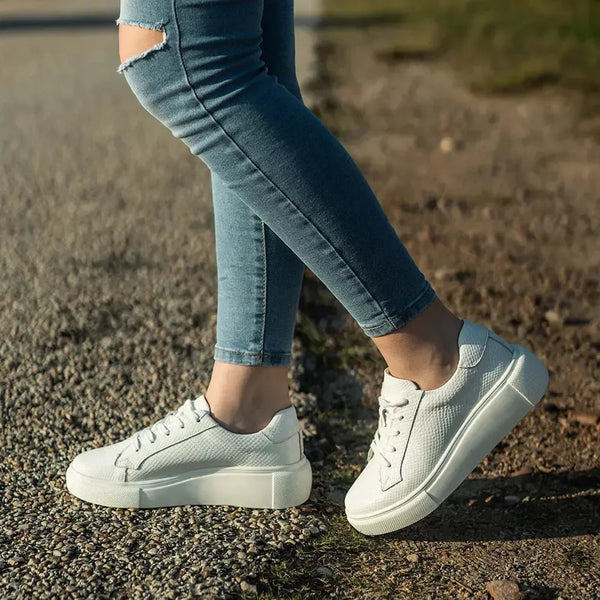 Julz Bayley Leather Sneaker - White Pebble