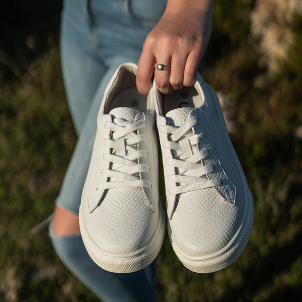 Julz Bayley Leather Sneaker - White Pebble