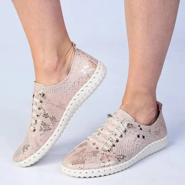 Julz Gina -Leather Sneaker With Stitch Detail - Gold