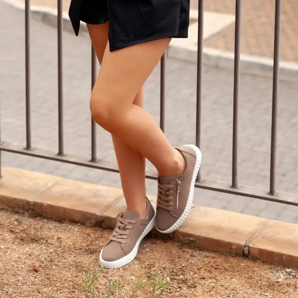Julz Valentina With Zip Leather Sneaker - Coffee