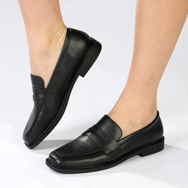 Madison Bliss 4 Loafer With Saddle - Black