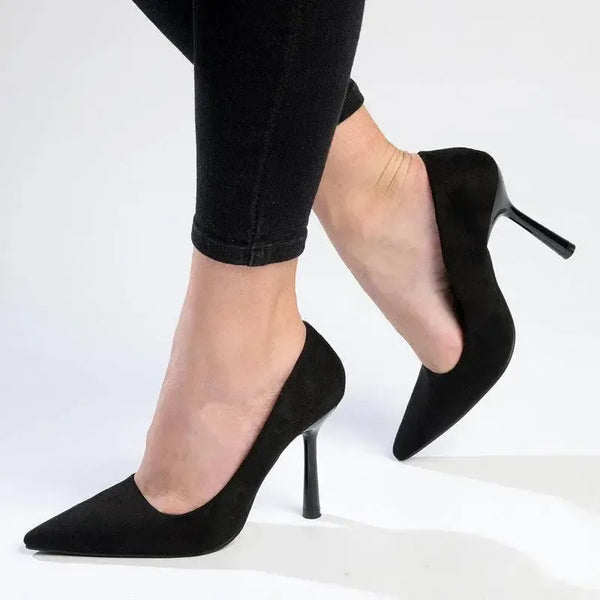 Madison Lila 5 Basic Court HourGlass Heel - Black