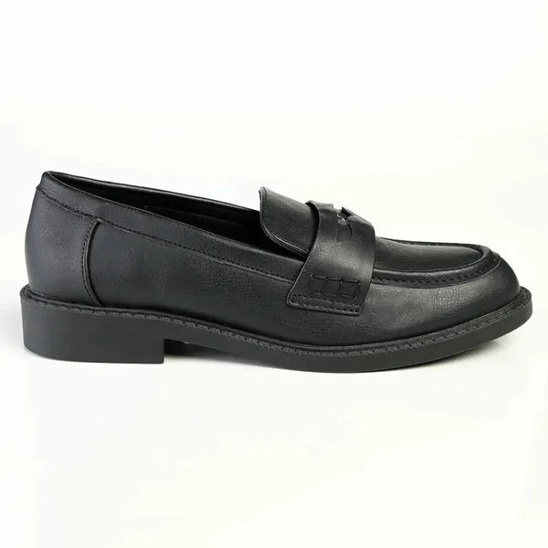 Madison Magnolia Loafer with Saddle - Black