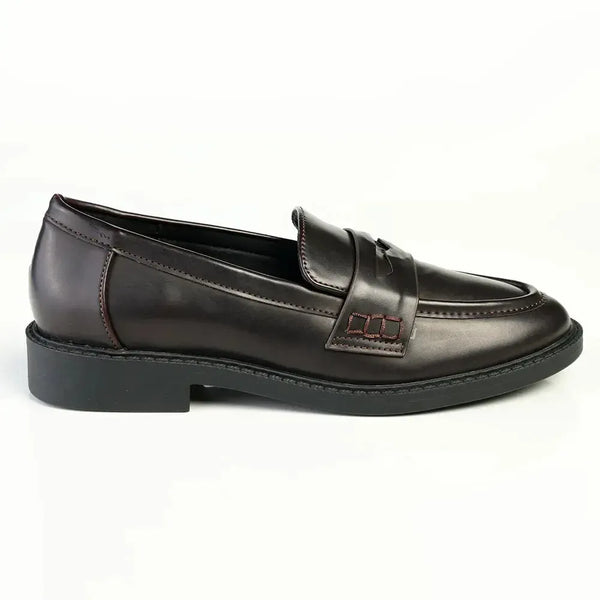 Madison Magnolia Loafer with Saddle - Chocolate