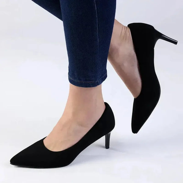 Madison Magnolia Pointy Toe Court - Black