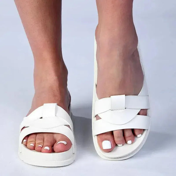 Madison Meadow Crossed Strap Sandal - White