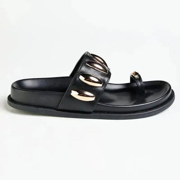 Madison Meeca Toe Loop Sandal - Black