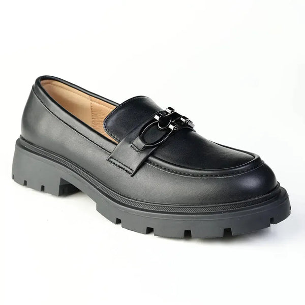 Madison Olina Loafer With Saddle & Metal Trim - Black