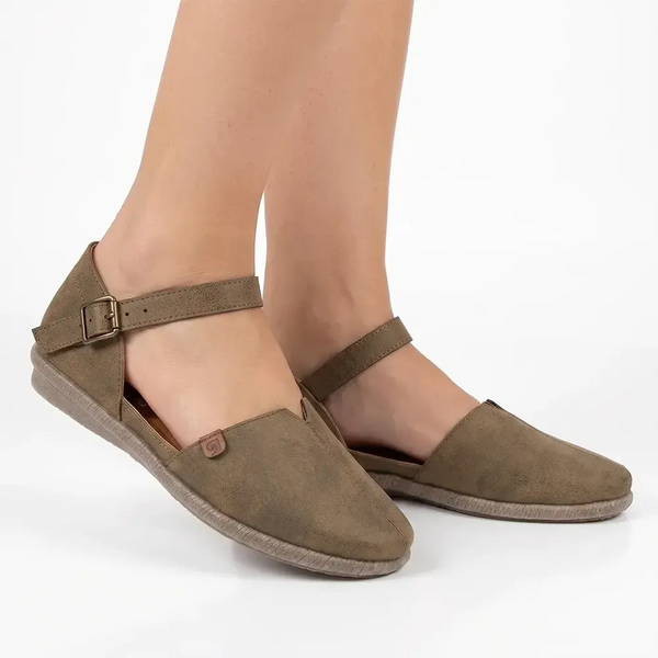 Pierre Cardin Adelle Flats - Brown
