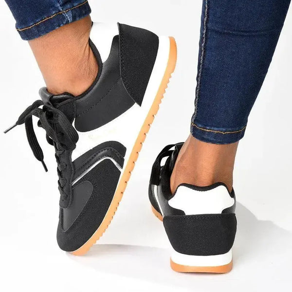 Pierre Cardin Alessi 3 Ladies Lace Up Sneaker- Black White