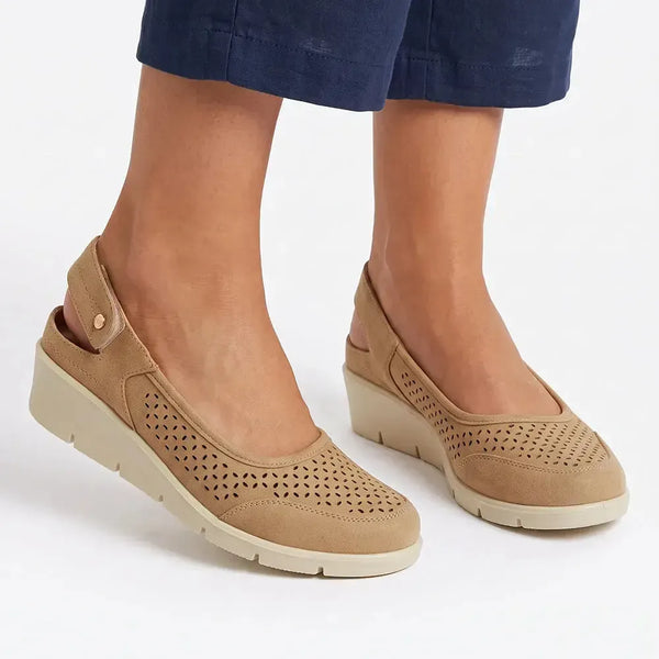 Pierre Cardin Casual Wedge - Camel