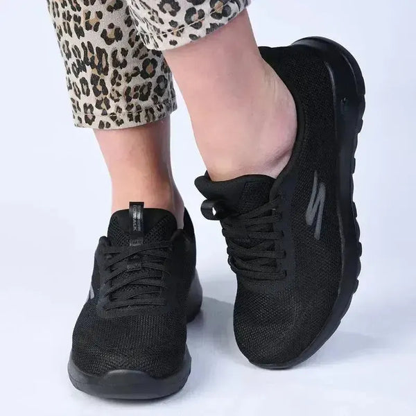 Skechers Go Walk Bunger Sneaker - Black Black