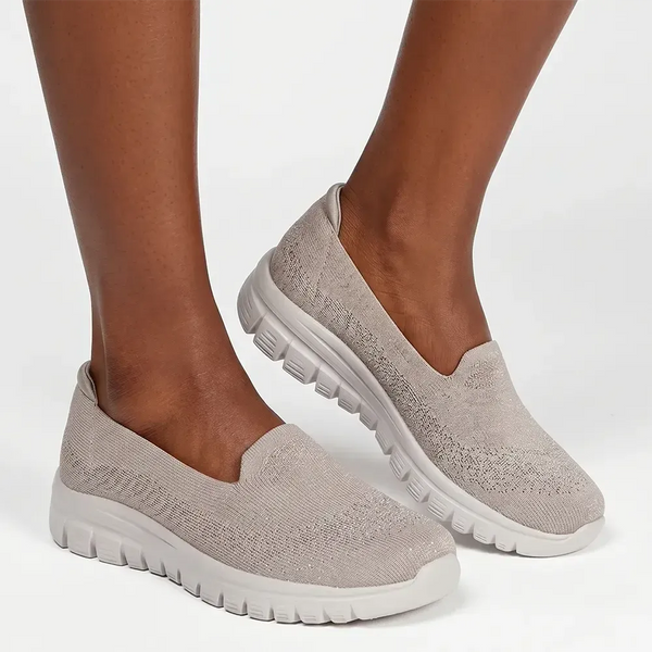Skechers Graceful Active Sneaker - Taupe