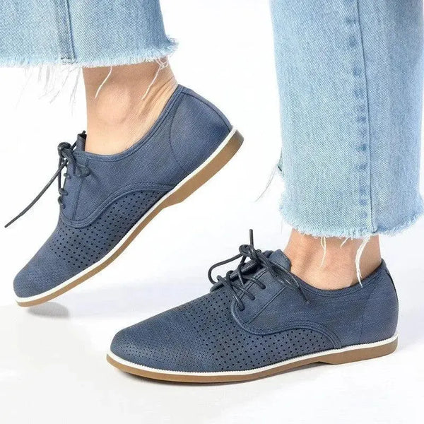 Soft Style By Hush Puppies Jamya Punch - Navy