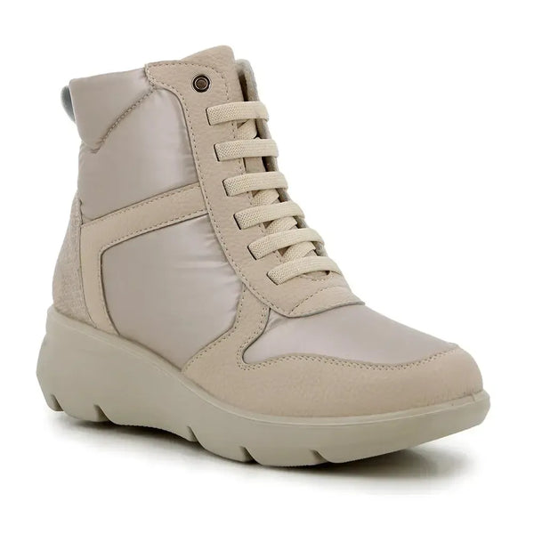 Soft Style By Hush Puppies Johari Sneaker - Champagne
