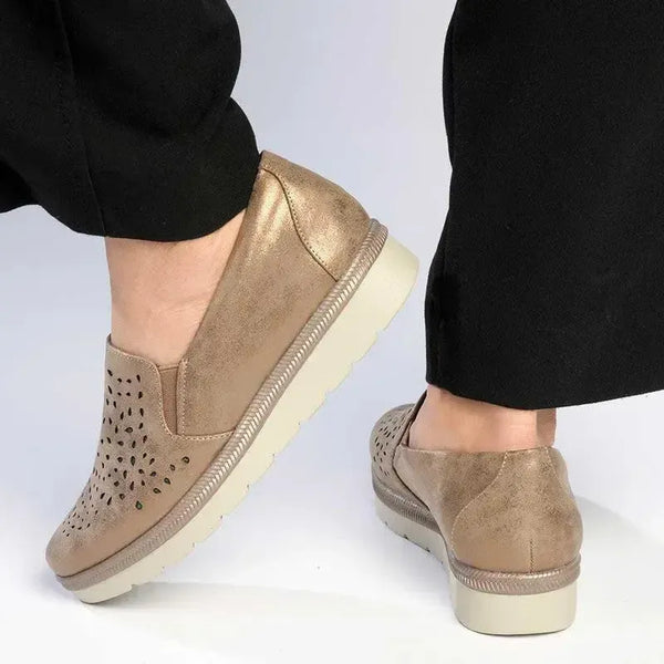 Soft Style By Hush Puppies - Soft Julisa Sneaker - Bronze