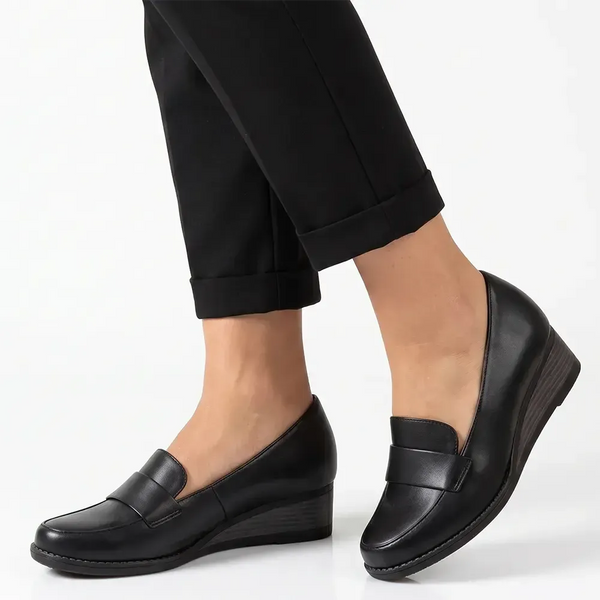 Soft Style By Hush Puppies Wallace Wedge Court - Black