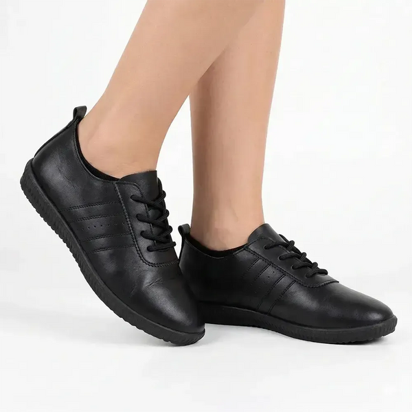 Soft Style By Hush Puppies jesiah Sneaker - Black