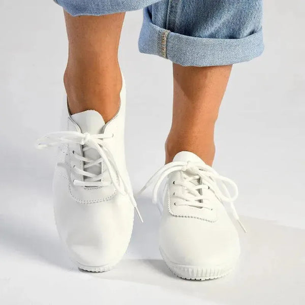 Soft Style By Hush Puppies jesiah Sneaker - White