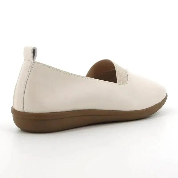 Soft Style by Hush Puppies Cara Flats - Ivory