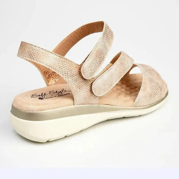 Soft Style by Hush Puppies Gillian Sandal - Light Gold