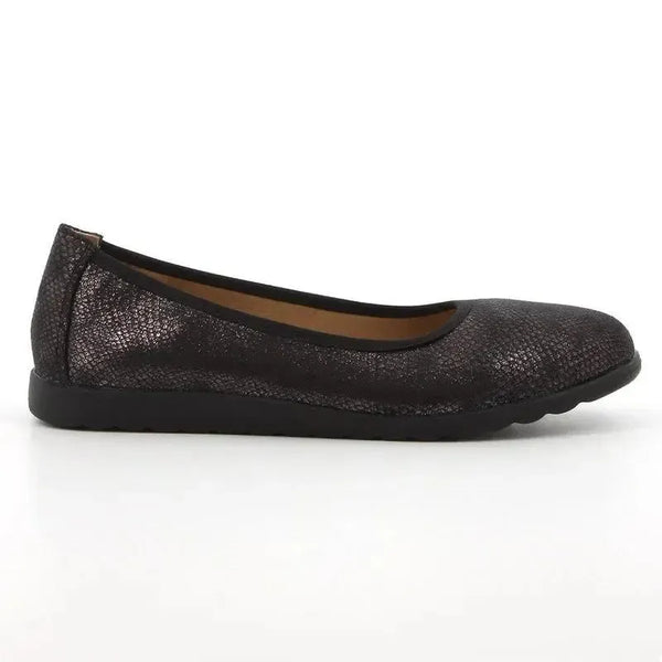 Soft Style by Hush Puppies Soft Halen Shimmer Pump - Black
