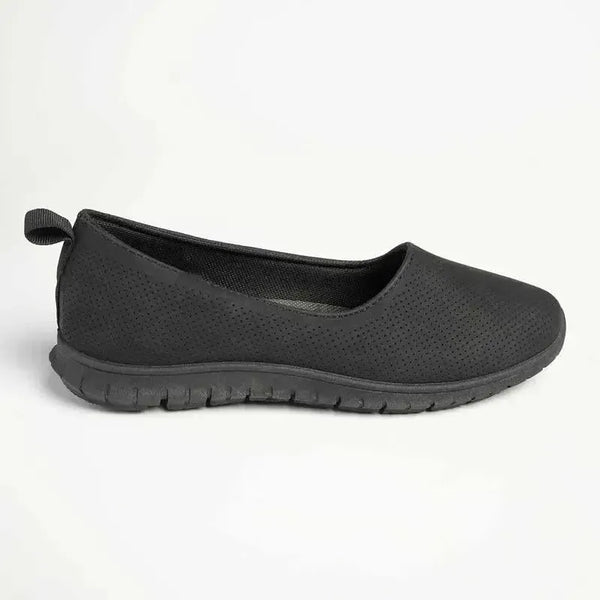 Soft style by Hush Puppies Natura Slip-On Sneaker - Black