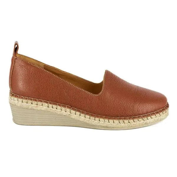 Tsonga Mfifa Leather Closed Toe Wedge - Cayak Tan