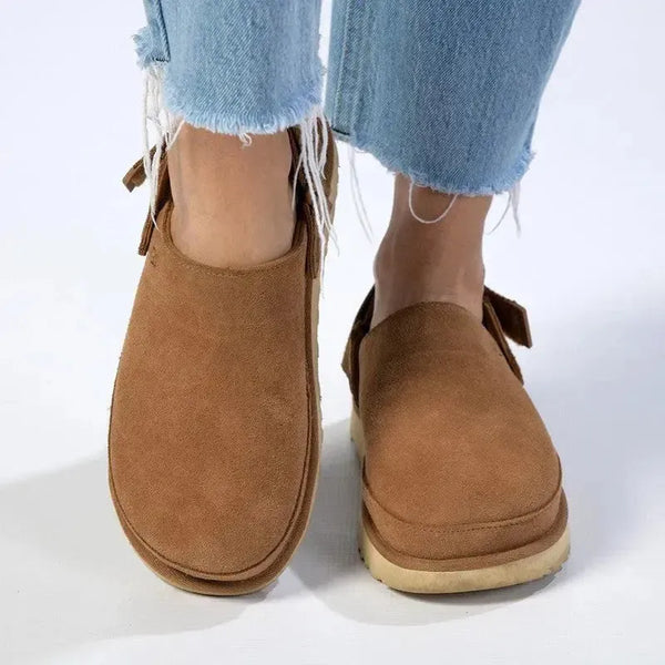 UGG Goldenstar Clog - Chestnut