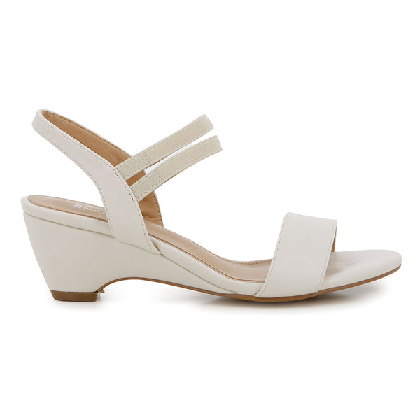 Soft Style By Hush Puppies Stefanie Sandal - Cream