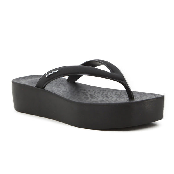 Ipanema Pluma Sandal - Black