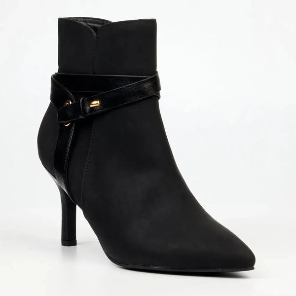 Butterfly Feet Ladies Lively 18 Ankle Boot With Strap - Black