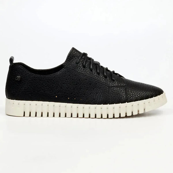 Butterfly Feet Laguna 2 Sneaker - Black