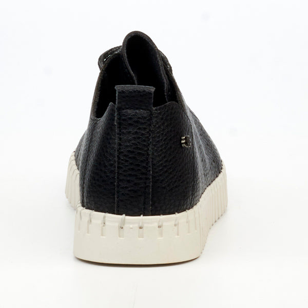 Butterfly Feet Laguna 2 Sneaker - Black